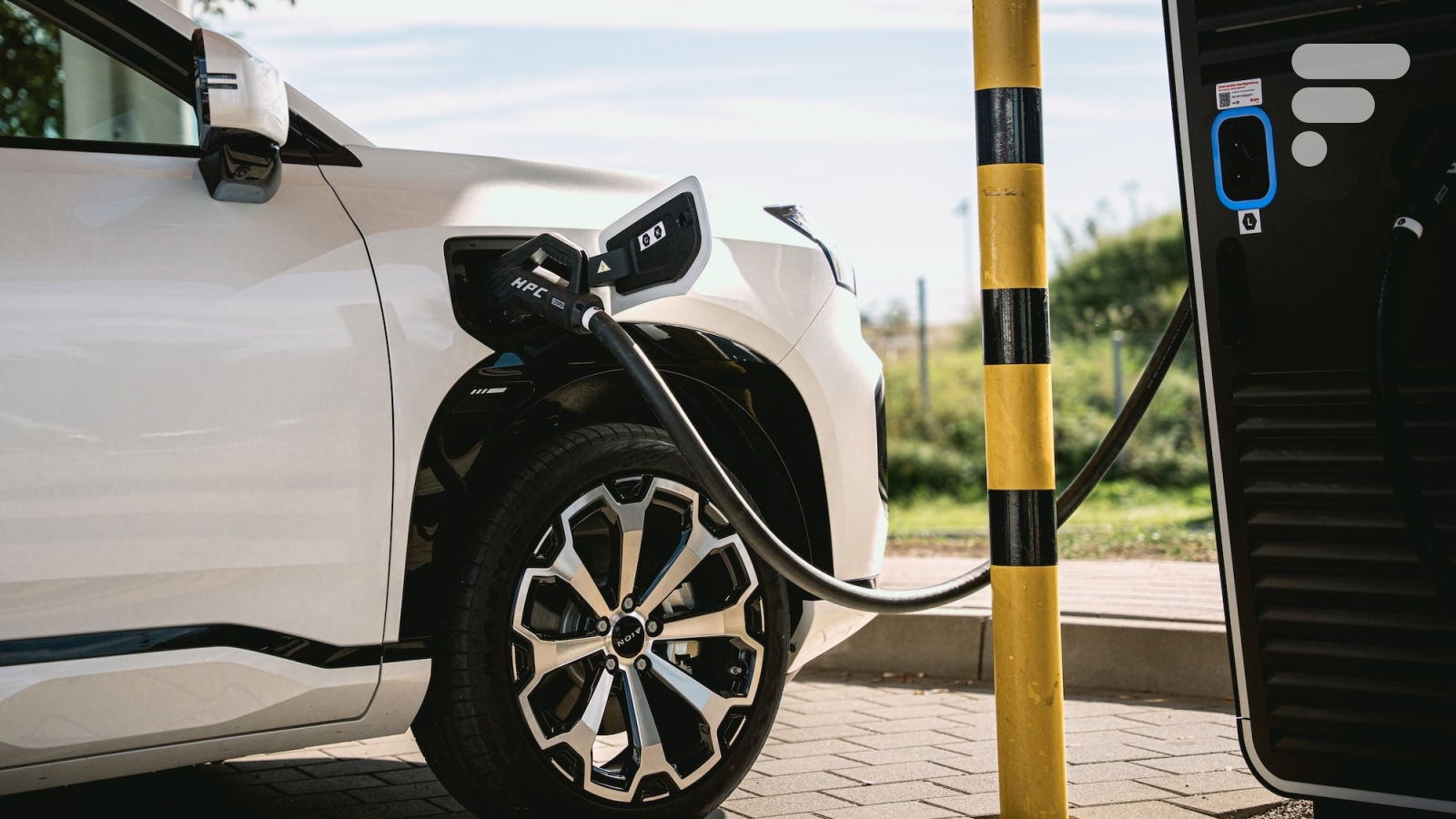 Voiture électrique : la vérité derrière le bilan français