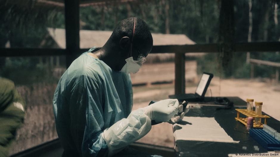 Ebola en RDC : la science et la culture main dans la main pour vaincre le virus